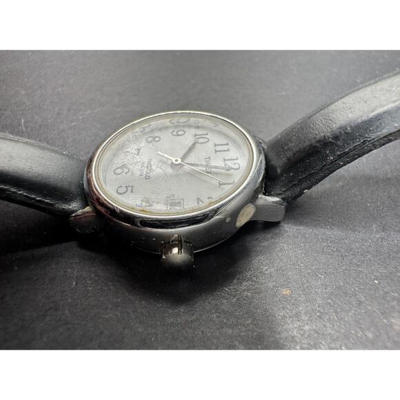 Vintage Timex Indiglo Women's Easy Reader WR 30M Black Strap Date Watch 25mm - Picture 4 of 10